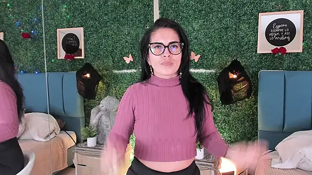 Linagh  online show from 11/29/25, 01:47