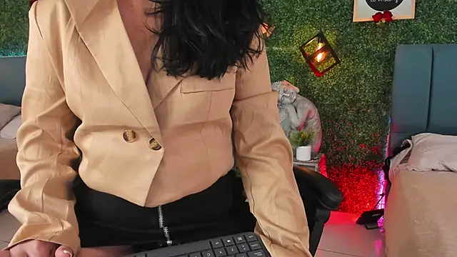 Linagh  online show from 02/09/26, 11:36