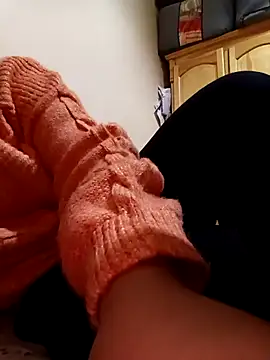 Mroma89six online show from 12/04/25, 11:41