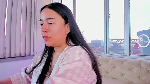 Zoey thompson online show from 02/12/26, 08:37