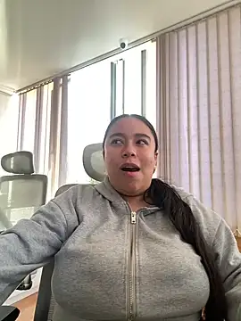 Zoey thompson online show from 03/21/26, 10:13