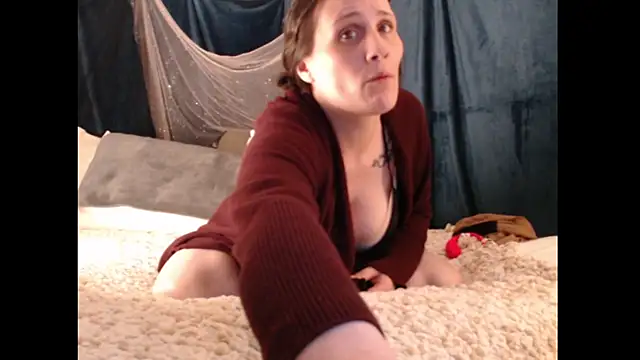 GabbyTate online show from 10/04/25, 02:09