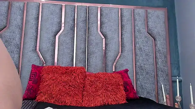 SienaFacchini online show from 12/14/25, 06:56