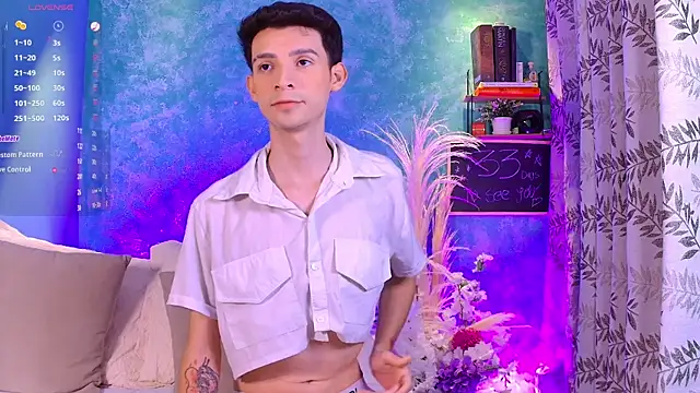 VicenteFerrer online show from 09/20/25, 02:01