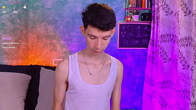 VicenteFerrer online show from 10/03/25, 02:41