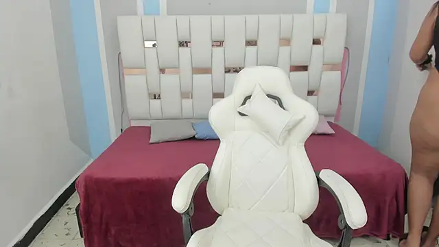 marsmith1 online show from 09/25/25, 03:43