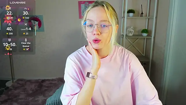 R0cket bunny online show from 09/20/25, 12:00