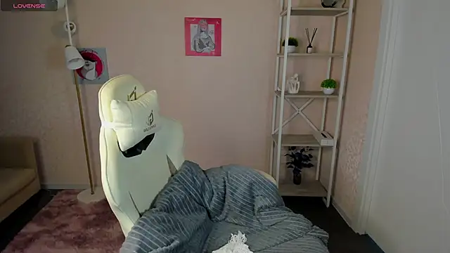 R0cket bunny online show from 10/03/25, 01:13