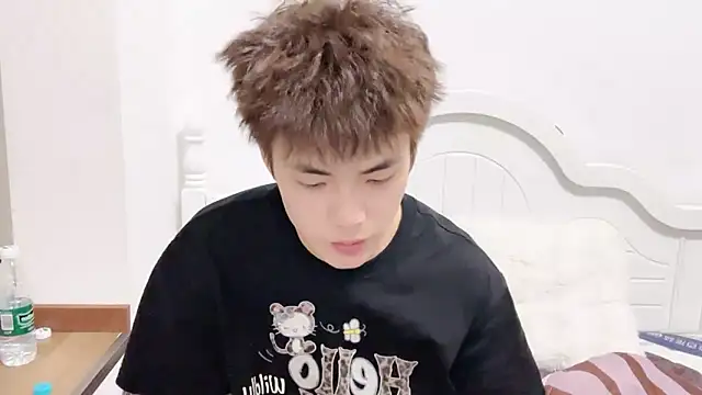 linger2563 online show from 09/18/25, 01:57