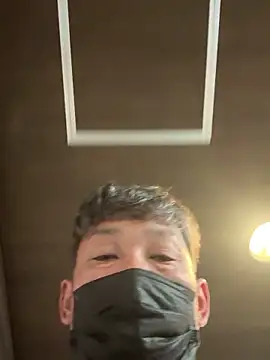 Snapshot of usu0130 chatting on 09/10/25, 02:06 usu0130 online show from 09/10/25, 02:06