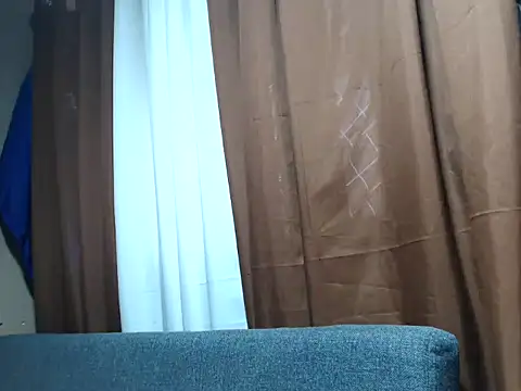 Snapshot of roseluv_hot chatting on 11/14/25, 05:39 roseluv hot online show from 11/14/25, 05:39