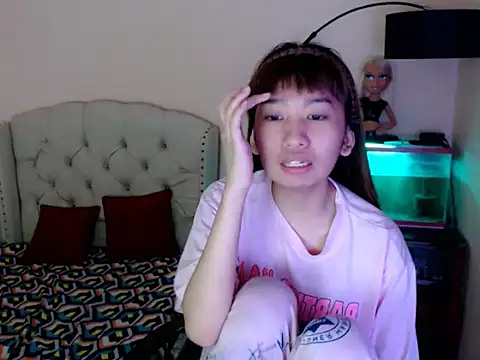 ShantalFoxxy  online show from 02/06/26, 01:14