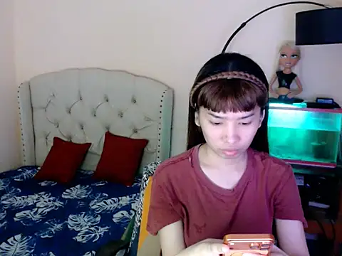 ShantalFoxxy  online show from 02/17/26, 05:04