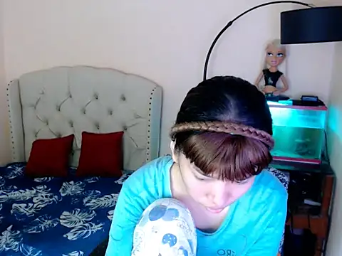 ShantalFoxxy  online show from 02/19/26, 02:40