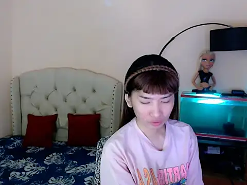 ShantalFoxxy  online show from 03/26/26, 11:54