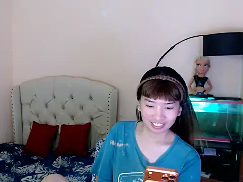 ShantalFoxxy  online show from 04/14/26, 12:38