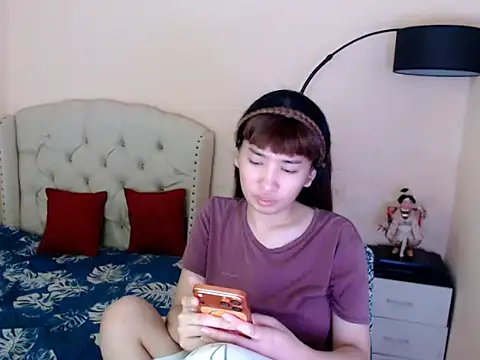 ShantalFoxxy  online show from 06/08/26, 01:28