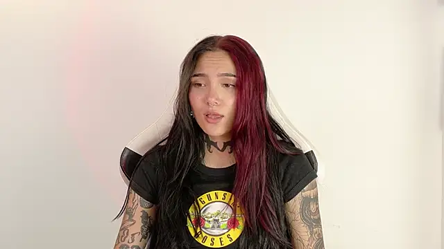 sara queen10 online show from 03/29/26, 04:12