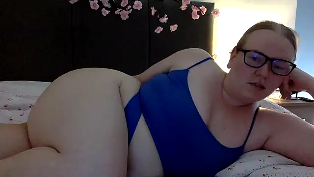 Snapshot of gracelovesxx chatting on 07/18/26, 01:26 gracelovesxx online show from 07/18/26, 01:26