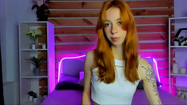 Snapshot of Lori_Williams chatting on 09/12/25, 01:06 Lori Williams online show from 09/12/25, 01:06