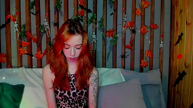 Snapshot of Lori_Williams chatting on 10/30/25, 12:56 Lori Williams online show from 10/30/25, 12:56