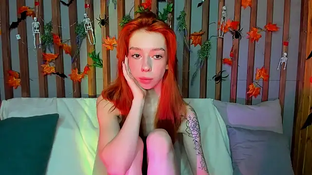 Snapshot of Lori_Williams chatting on 11/01/25, 12:56 Lori Williams online show from 11/01/25, 12:56