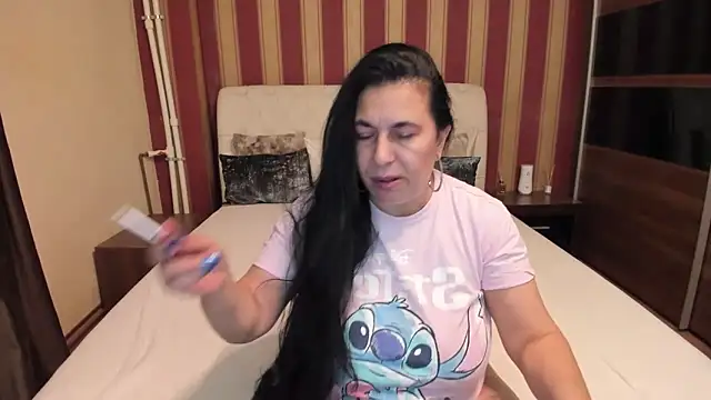 MadameCrowford online show from 12/18/25, 12:11