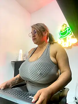 AlexxiaaMat online show from 09/19/25, 11:00