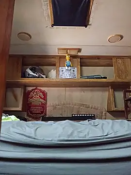 mike42088 online show from 04/22/26, 04:52