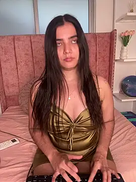 salomecute21 online show from 02/07/26, 11:36