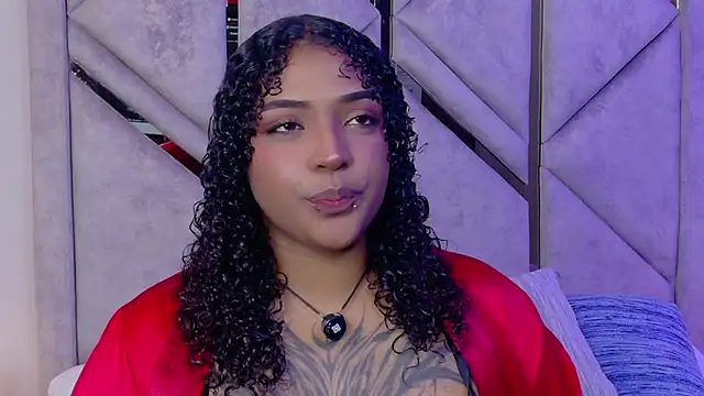 Snapshot of Cristal-Jonnes chatting on 05/15/26, 04:19 Cristal-Jonnes online show from 05/15/26, 04:19