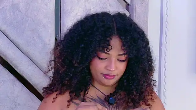 Snapshot of Cristal-Jonnes chatting on 07/25/26, 05:49 Cristal-Jonnes online show from 07/25/26, 05:49