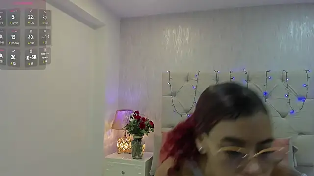 Snapshot of Pamelamiler__ chatting on 09/24/25, 11:35 Pamelamiler online show from 09/24/25, 11:35