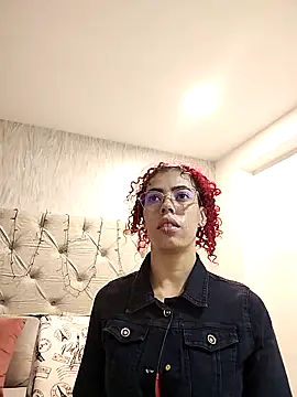 Snapshot of Pamelamiler__ chatting on 10/02/25, 11:06 Pamelamiler online show from 10/02/25, 11:06
