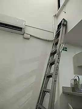 Pamelamiler   online show from 04/21/26, 11:49