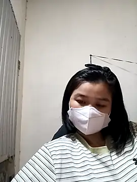 Daisy-lusia96 online show from 10/24/25, 12:23