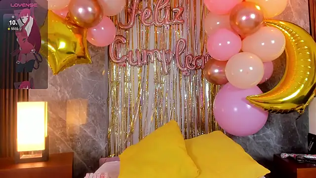 Emma hunter  online show from 11/20/25, 04:45