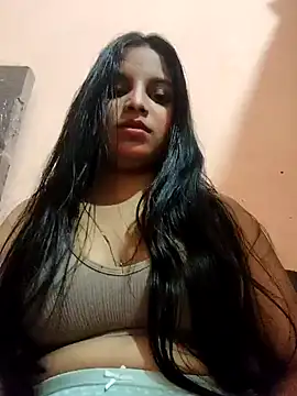 Maahhii 2 online show from 02/23/26, 07:00