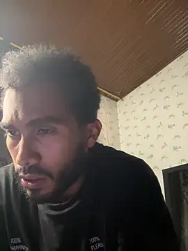 Snapshot of TU-MORENOO chatting on 09/20/25, 03:40 TU-MORENOO online show from 09/20/25, 03:40