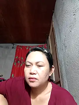 Everleigh mom online show from 10/06/25, 10:34