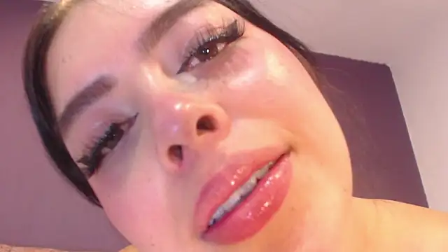 KateWelsin online show from 04/18/26, 07:58