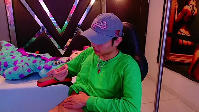 Snapshot of alandelrey57 chatting on 02/03/26, 06:40 alandelrey57 online show from 02/03/26, 06:40