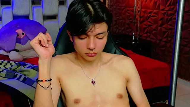 Snapshot of alandelrey57 chatting on 02/23/26, 03:31 alandelrey57 online show from 02/23/26, 03:31