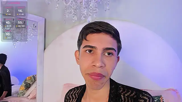 JoshuaSanzz online show from 10/30/25, 03:41