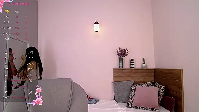 Snapshot of JeinnoveMontenegr0 chatting on 09/14/25, 11:53 JeinnoveMontenegr0 online show from 09/14/25, 11:53