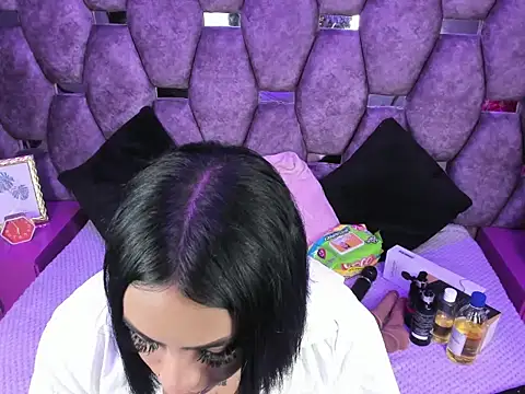 nikky latin online show from 02/18/26, 03:24