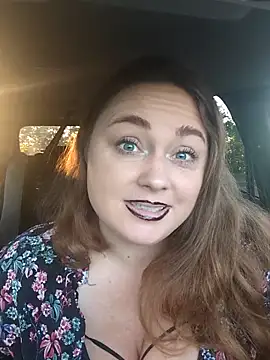 BrokenWife online show from 10/13/25, 06:35