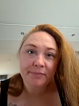 BrokenWife online show from 04/16/26, 07:31