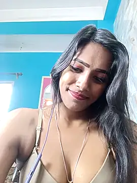 Snapshot of hornylizia123 chatting on 09/16/25, 02:01 hornylizia123 online show from 09/16/25, 02:01