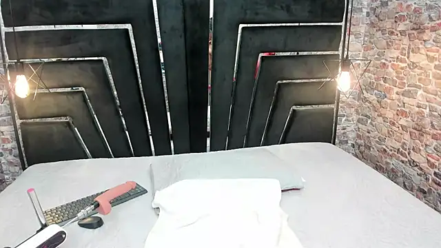 ALYANNA HOT  online show from 09/30/25, 12:10